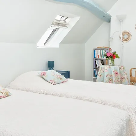 De Charme, Grand Confort Appartement Marolles-sous-Lignieres